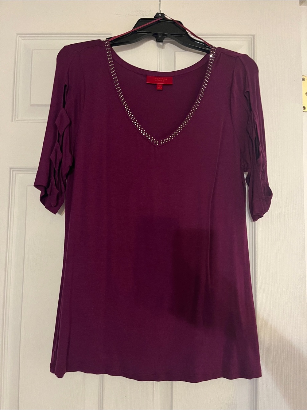 Jennifer Lopez Plum V-Neck Short Sleeve Top with Rhinestone Trim